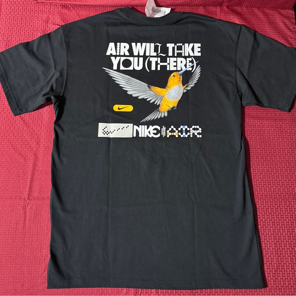 Nike Black Graphic T-Shirt with Bird Design Small 029107
NSW M90 OC LBR PK1